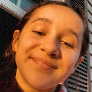 Meet your Posher, Ava